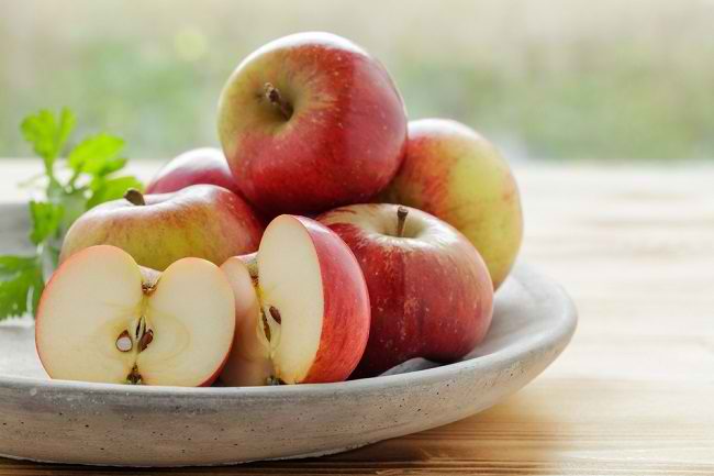 6 היתרונות של תפוחים לגוף בריא ולהימנע ממחלות