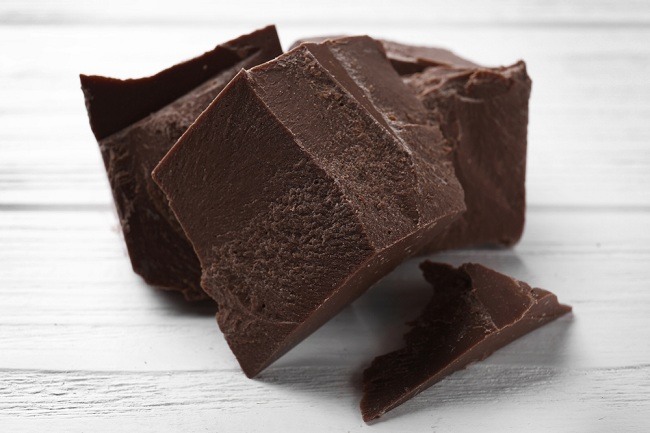 התוכן והיתרונות של השוקולד המריר הזה חבל לפספס