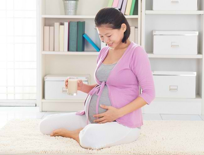 Prednosti sojinog mlijeka za trudnice, nuspojave i sigurne granice konzumacije