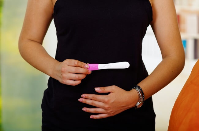 תוצאות חבילת בדיקה חיוביות אך לא בהריון? זו הסיבה