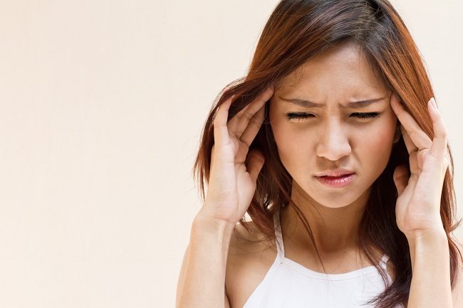 오른쪽 두통의 원인은 무엇입니까?