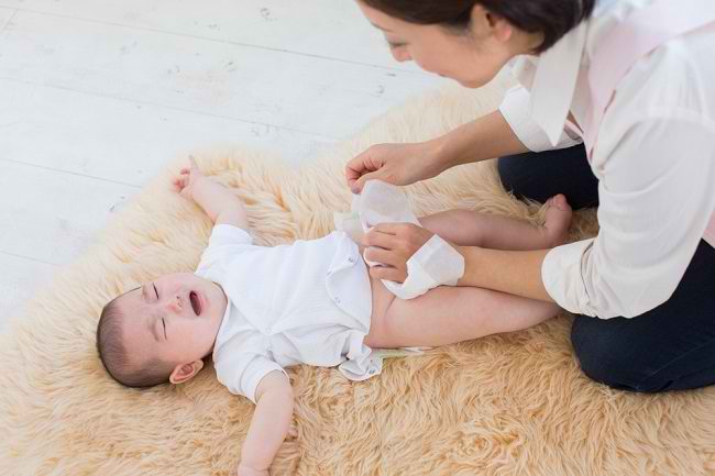아기 설사의 원인과 치료 방법